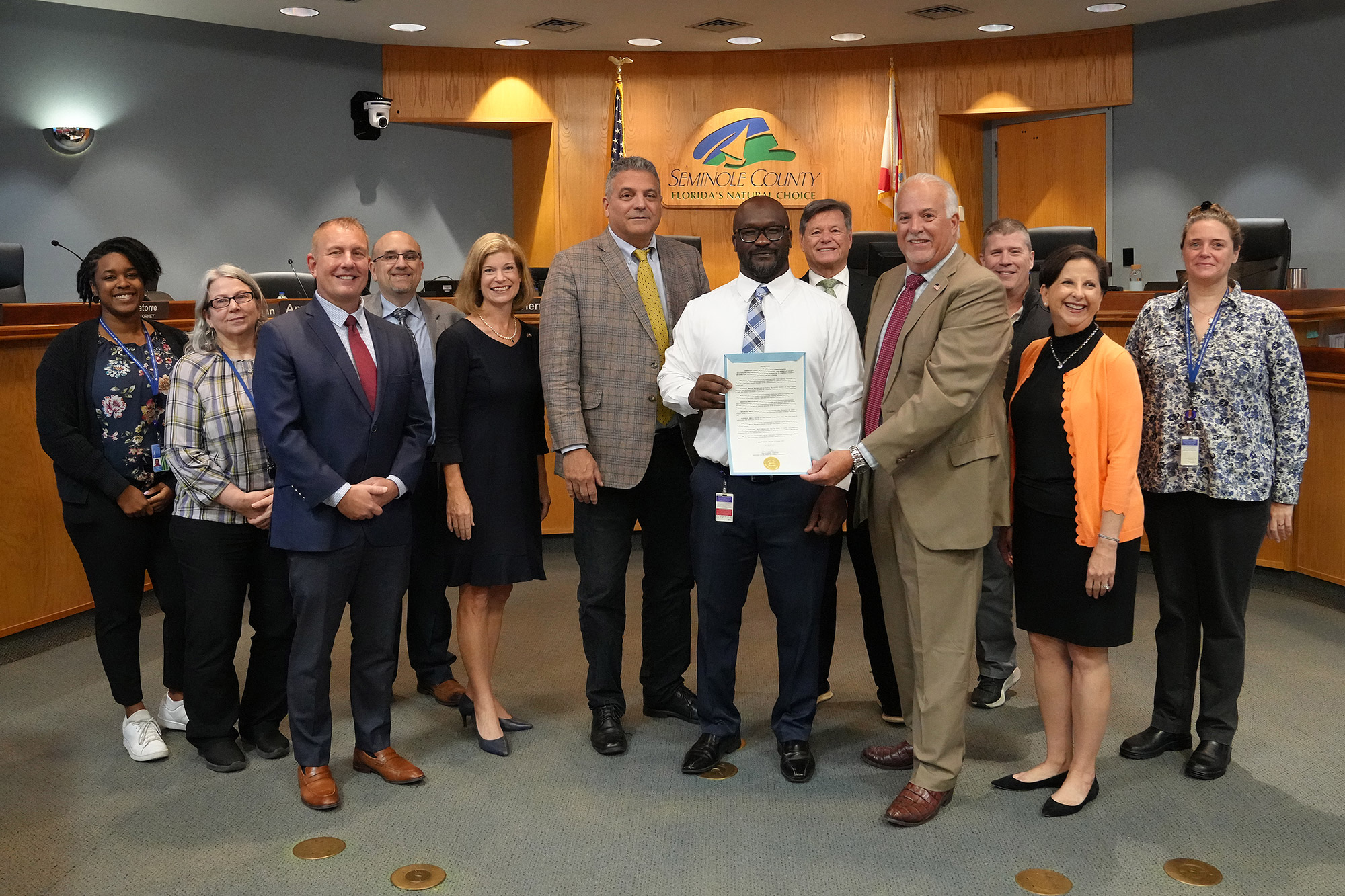 Resolution Recognizing Melvin Barnes
